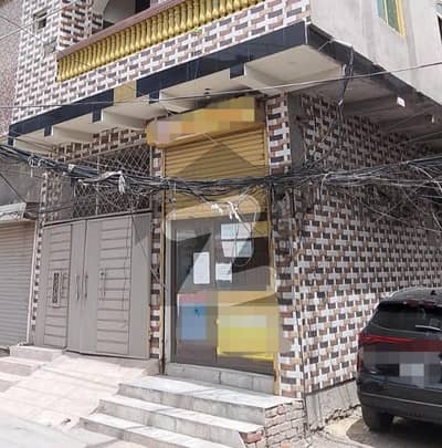 اعوان ٹاؤن لاہور میں 4 مرلہ Studio عمارت 2.5 کروڑ میں برائے فروخت۔