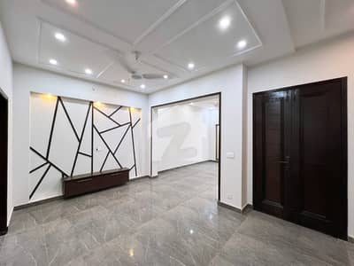 5 Marla Used House For Sale In Lake City Sector M7B 5 Marla Used House For Sale In Lake City Sector M7B
