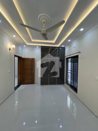 1 Bed Apartment For Rent 500 Saqure Feet In Al Kabir Town 1 Bed Apartment For Rent 500 Saqure Feet In Al Kabir Town
