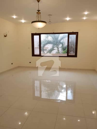120 yards bungalow for rent phase 7 4bedrooms
