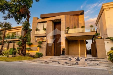 1 Kanal Top Quality Build Luxurious Beautiful Modern Design Villa With Basement For Sale In DHA Lahore Phase 7 Prime Location Near To Raya