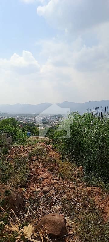 A Very Beautiful Top Height Location Plot In Banigala Nearest Khan Residence