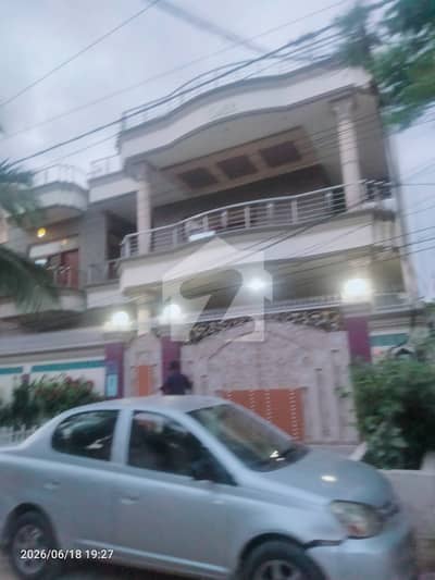 400 Yard Double Storey Like New West Open Ideal Location