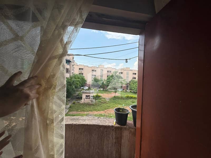 G11PHA FLAT FOR SALE 3THRD FLOOR GOOD LOCTION G11PHA FLAT FOR SALE 3THRD FLOOR GOOD LOCTION