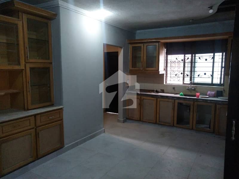 22 Marla House for Rent in Main Cantt 22 Marla House for Rent in Main Cantt