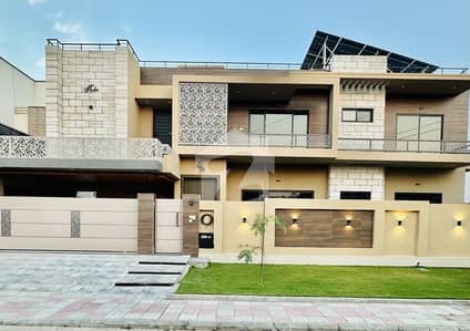 Dha 21.2 Marla Brand New Luxurious Designer House With Basement