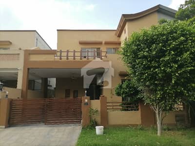 House Of 11 Marla Is Available For Sale House Of 11 Marla Is Available For Sale