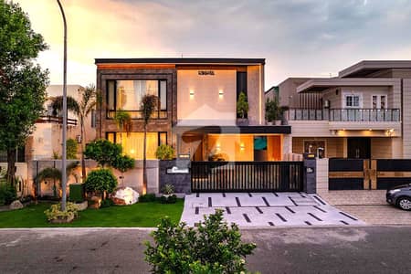 MODERN VILLA NEAR MAIN MB AND PARK FOR SALE MODERN VILLA NEAR MAIN MB AND PARK FOR SALE