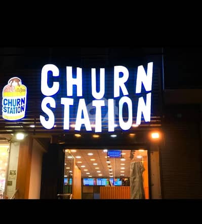 1230 Square Feet Shops For Sale In Food Street With Brand Sitting