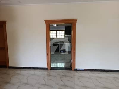 14 Marla Upper Portion For Rent