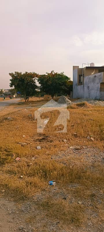 Hot location Corner 30*60 Residential plot E block available for sale in B-17 Islamabad