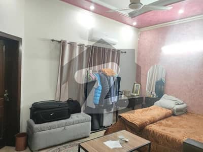 5 MARLA VERY SLIGHTLY USED CORNER HOUSE IS AVAILABLE FOR SALE ON 40 FEET ROAD IN WAPDA TOWN PHASE 1, LAHORE