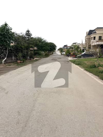 ڈی ۔ 12/2 ڈی ۔ 12,اسلام آباد میں 14 مرلہ رہائشی پلاٹ 8.4 کروڑ میں برائے فروخت۔