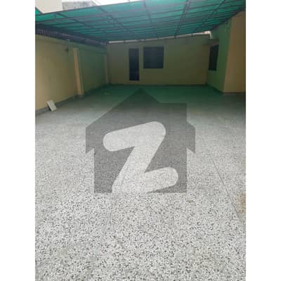 گلبرگ لاہور میں 7 کمروں کا 1 کنال مکان 4.75 لاکھ میں کرایہ پر دستیاب ہے۔