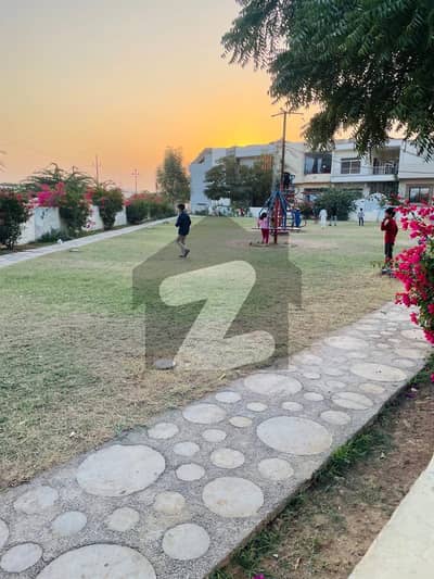 سادی ٹاؤن - بلاک 5 سعدی ٹاؤن,سکیم 33,کراچی میں 10 مرلہ رہائشی پلاٹ 1.79 کروڑ میں برائے فروخت۔
