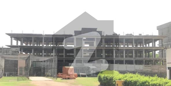 پارک روڈ اسلام آباد میں 2 کنال عمارت 47.0 کروڑ میں برائے فروخت۔
