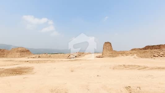سی پندرہ اسلام آباد میں 1 کنال رہائشی پلاٹ 3.5 کروڑ میں برائے فروخت۔