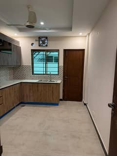 BRIGADIER HOUSE IN ASKARI-6 (BRAND NEW, T -OPEN) BRIGADIER HOUSE IN ASKARI-6 (BRAND NEW, T -OPEN)