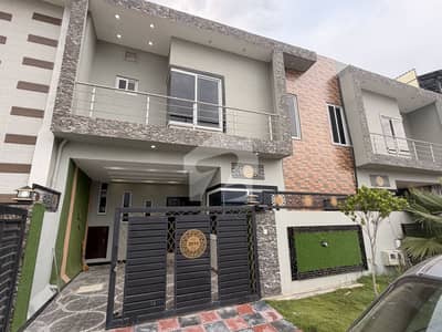 Mpchs Multi Gardens B-17 Islamabad  5 Marla House Near Market Masjid School Park Everything Available On Walking Distance  Prime Location Near Market Masjid School Park Everything Available On Walking Distance