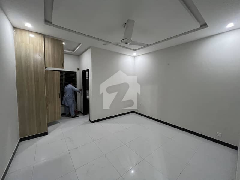 ڈی ۔ 12 اسلام آباد میں 2 کمروں کا 8 مرلہ زیریں پورشن 1.0 لاکھ میں کرایہ پر دستیاب ہے۔ ڈی ۔ 12 اسلام آباد میں 2 کمروں کا 8 مرلہ زیریں پورشن 1.0 لاکھ میں کرایہ پر دستیاب ہے۔