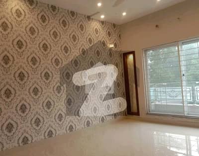 In Bahria Town - Sector E House For sale Sized 10 Marla
