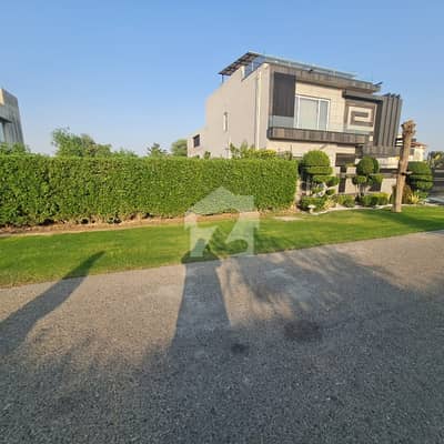 ONE KANAL PLOT 100 FEET ROAD IDEAL LOCATION NEAR TO MAIN ROAD ONE KANAL PLOT 100 FEET ROAD IDEAL LOCATION NEAR TO MAIN ROAD