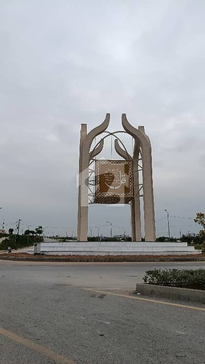 ڈی ایچ اے فیز 5 - سیکٹر سی ڈی ایچ اے ڈیفینس فیز 5,ڈی ایچ اے ڈیفینس,اسلام آباد میں 1 کنال رہائشی پلاٹ 4.5 کروڑ میں برائے فروخت۔