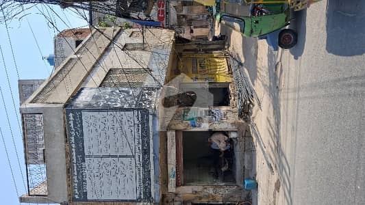 کچا جیل روڈ لاہور میں 2 مرلہ Studio عمارت 3.1 کروڑ میں برائے فروخت۔