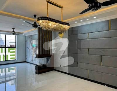 1 Kanal House In Stunning Bahria Town - Sector C Is Available For sale 1 Kanal House In Stunning Bahria Town - Sector C Is Available For sale
