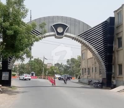 لیک سٹی میڈوز فیز 1 لیک سٹی میڈوز,لاہور میں 5 مرلہ رہائشی پلاٹ 1.0 کروڑ میں برائے فروخت۔