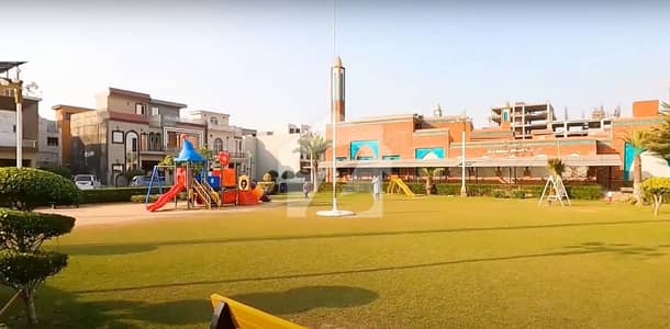 Al-Kabir Town Phase 2 - Abu Bakar Block Residential Plot Sized 3 Marla
