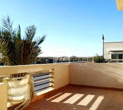 Prime Location Bahria Town - Precinct 11-A 200 Square Yards House Up For sale Prime Location Bahria Town - Precinct 11-A 200 Square Yards House Up For sale