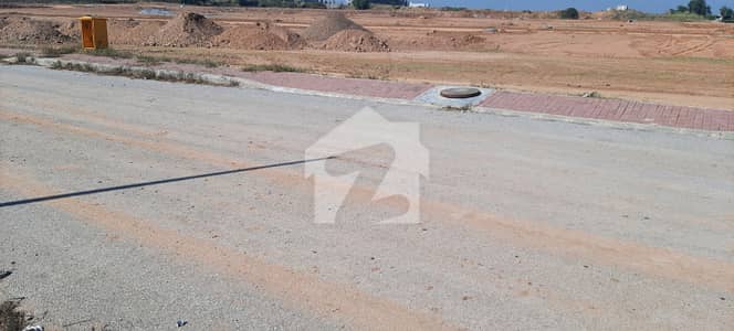 IDEAL LOCATION 10 MARLA PLOT NEAR MAIN ROAD