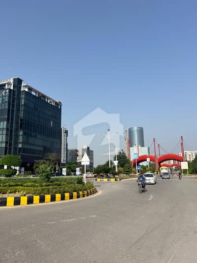 10 Kanal Farmhouse Corner Plot for Sale in Gulberg Green Islamabad VIP Location Demand 20 Crore