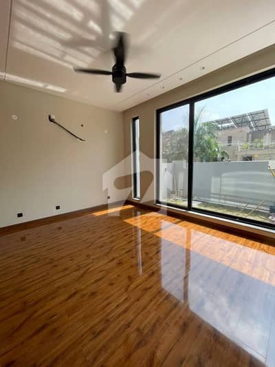 Beautiful Kanal Upper Portion Available For Rent Reasonable Price Hot Location