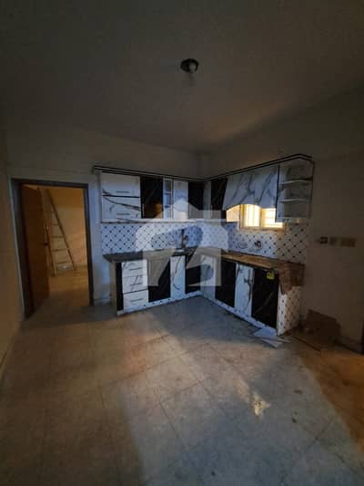Prime Location 2000 Square Feet Flat In Parsi Colony Is Available For sale