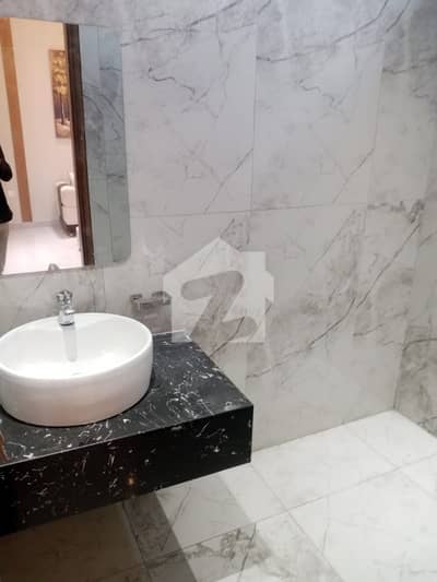 Prime Location 1350 Square Feet Flat In Soldier Bazar Is Best Option