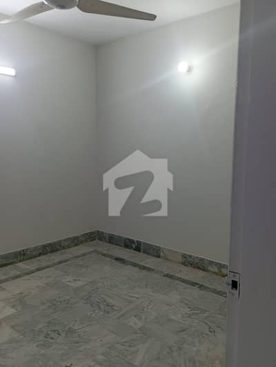 Flat For Rent In Jami Commercial