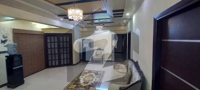 صدر صدر ٹاؤن,کراچی میں 3 کمروں کا 4 مرلہ فلیٹ 2.75 کروڑ میں برائے فروخت۔