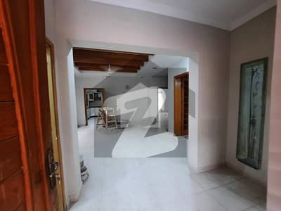 DHA PHASE 1 BLOCK N ONE KANAL HOUSE FOR RENT BY MASTER DEALS