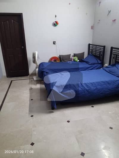 For Sell 300 Sq. Yard With Roof And Lift