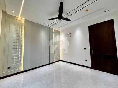 5 MARLA MOST BEAUTIFUL HOUSE FOR SALE IN DHA RAHBAR PHASE 11