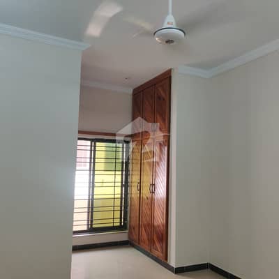 3200 Sq Ft ( 40*80 ) House Double Unit House Available. For Rent in G-15/1 Islamabad
