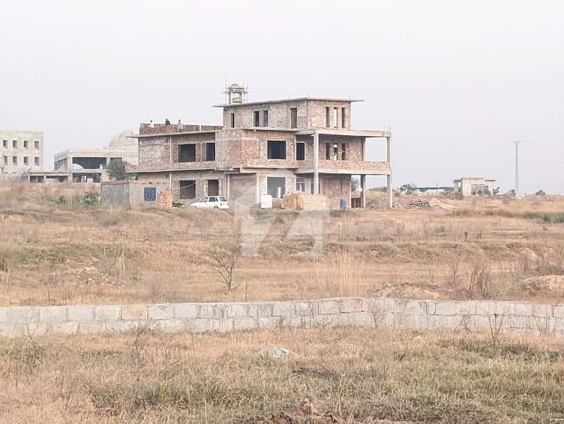 Plot for Sale Size 50x90 (1 Kanal) Plot for Sale Size 50x90 (1 Kanal)
