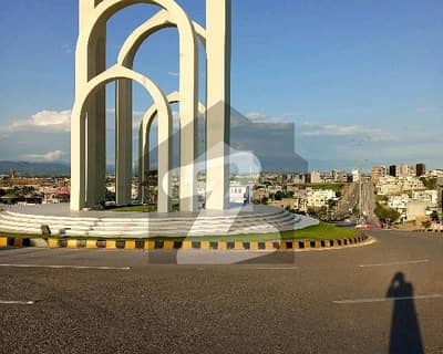 ڈی ایچ اے فیز 5 - سیکٹر سی ڈی ایچ اے ڈیفینس فیز 5,ڈی ایچ اے ڈیفینس,اسلام آباد میں 1 کنال رہائشی پلاٹ 2.7 کروڑ میں برائے فروخت۔ ڈی ایچ اے فیز 5 - سیکٹر سی ڈی ایچ اے ڈیفینس فیز 5,ڈی ایچ اے ڈیفینس,اسلام آباد میں 1 کنال رہائشی پلاٹ 2.7 کروڑ میں برائے فروخت۔
