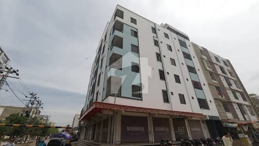 Prime Location 900 Square Feet Flat In Scheme 33 Of Karachi Is Available For sale