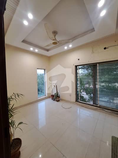 4 Marla Aparment For Rent Valencia Town