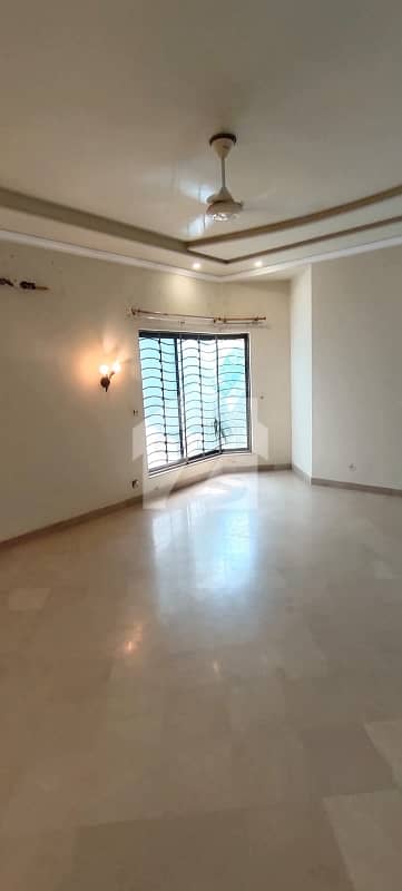 Lower Portion Available For rent In Formanites Housing Scheme Lower Portion Available For rent In Formanites Housing Scheme