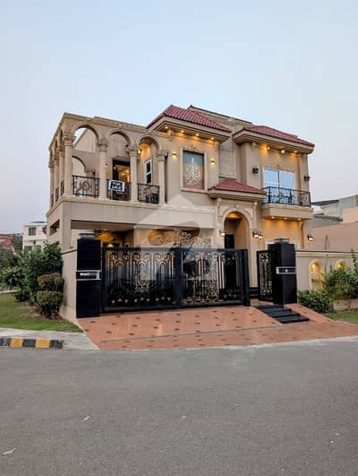 11 MARLA SPANISH CORNER OWNER BUILD HOUSE FOR SALE TARIQ GARDEN 11 MARLA SPANISH CORNER OWNER BUILD HOUSE FOR SALE TARIQ GARDEN