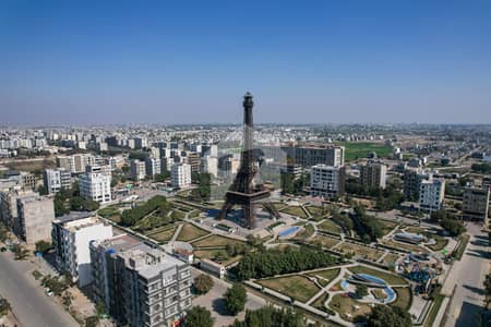 بحریہ ٹاؤن جوہر بلاک بحریہ ٹاؤن سیکٹر ای,بحریہ ٹاؤن,لاہور میں 3 کمروں کا 7 مرلہ فلیٹ 2.4 کروڑ میں برائے فروخت۔